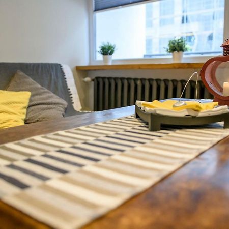 Chmielna Wood Lux Appartement Warschau Buitenkant foto