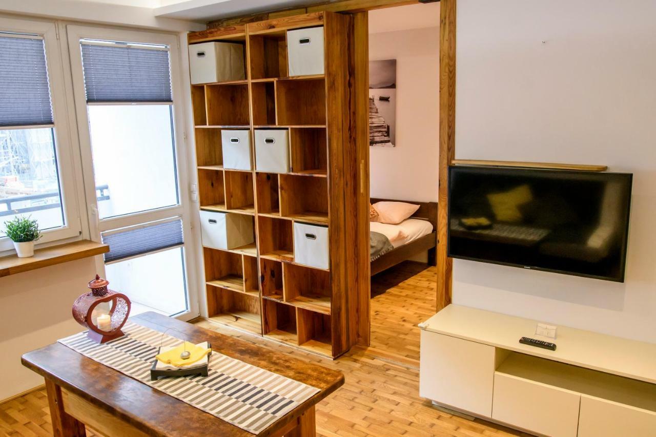 Chmielna Wood Lux Appartement Warschau Buitenkant foto